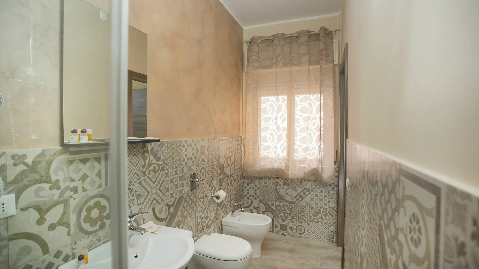 B&B Palermo Sole & Cultura 3*,