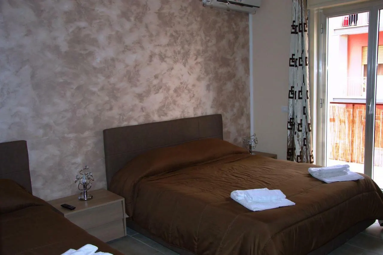 B&B Palermo Sole & Cultura 3*,  Italy